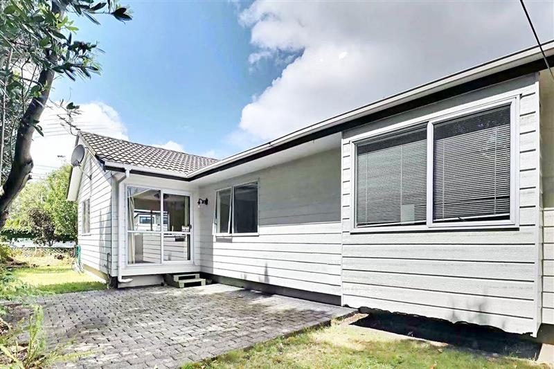 2/109 Clonbern Road, Remuera, Auckland - Carousel 1