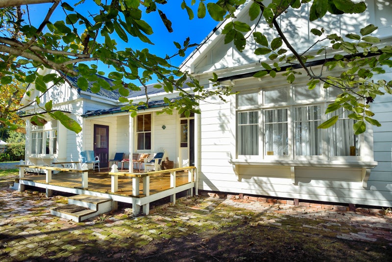 146 Main Road, Makaraka, Gisborne - Carousel 1