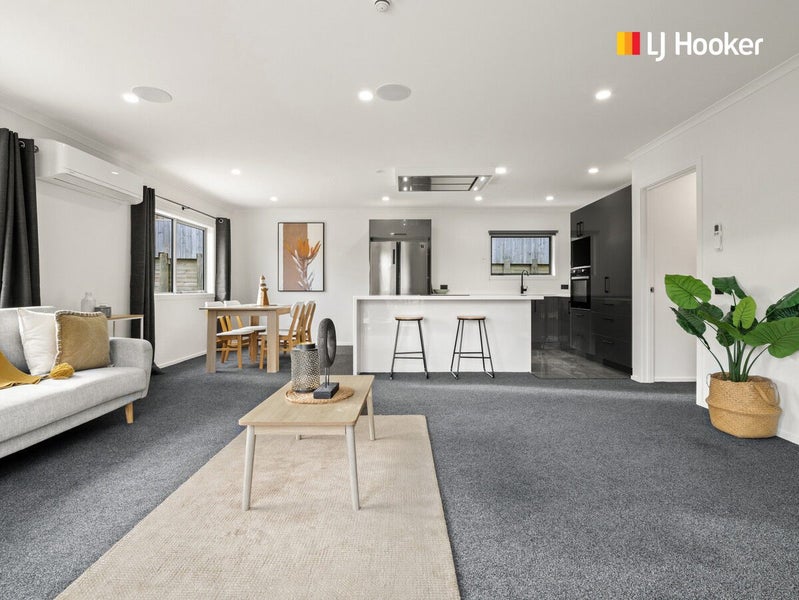 5 Shanks Street, Green Island, Dunedin - Carousel 1