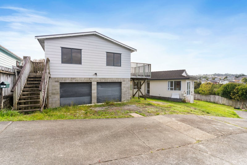 18 Chislehurst Street, Henderson, Auckland - Carousel 2