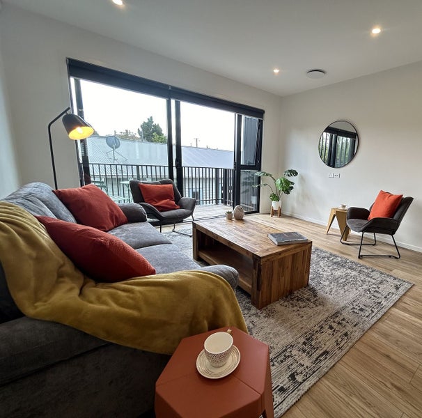 5/25 Lloyd Avenue, Mount Albert, Auckland - Carousel 2