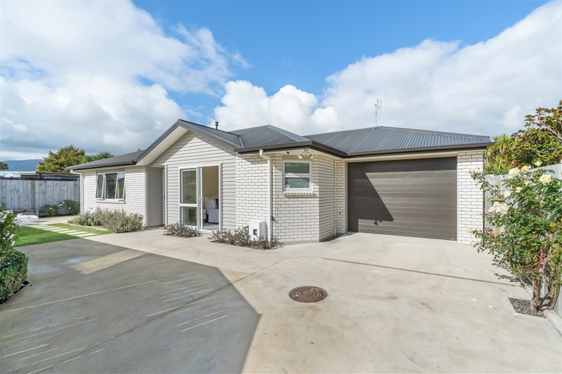 10A Elm Street, Ebdentown, Upper Hutt - Carousel 1