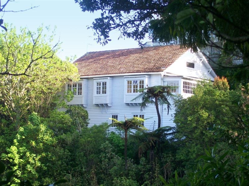 27 Lower North Terrace, Kelburn, Wellington - Carousel 2