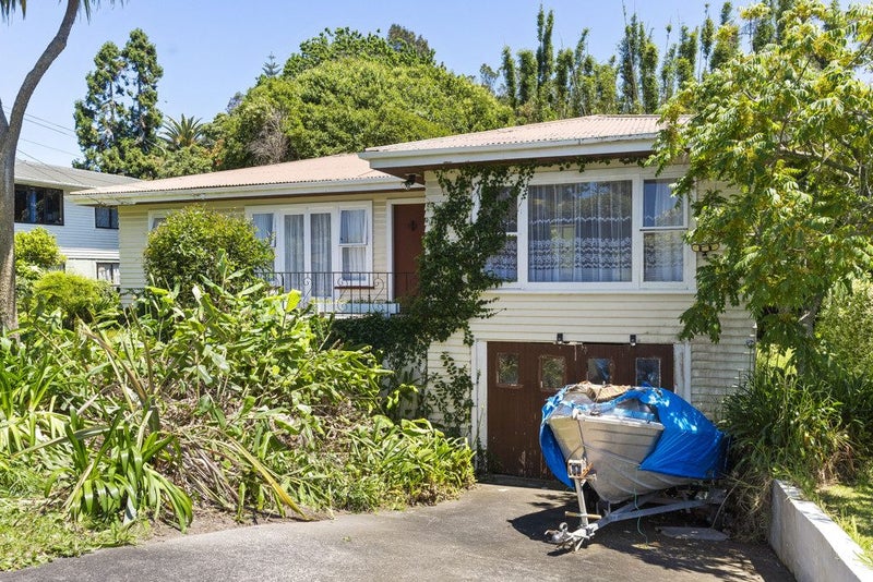 27 Whitmore Road, Mount Roskill, Auckland - Carousel 2
