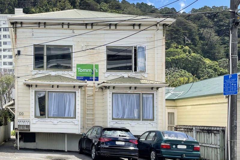 120 Tinakori Road, Thorndon, Wellington - Carousel 1