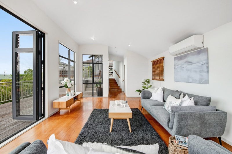 15 Roseville Road, Gulf Harbour, Whangaparaoa - Carousel 2