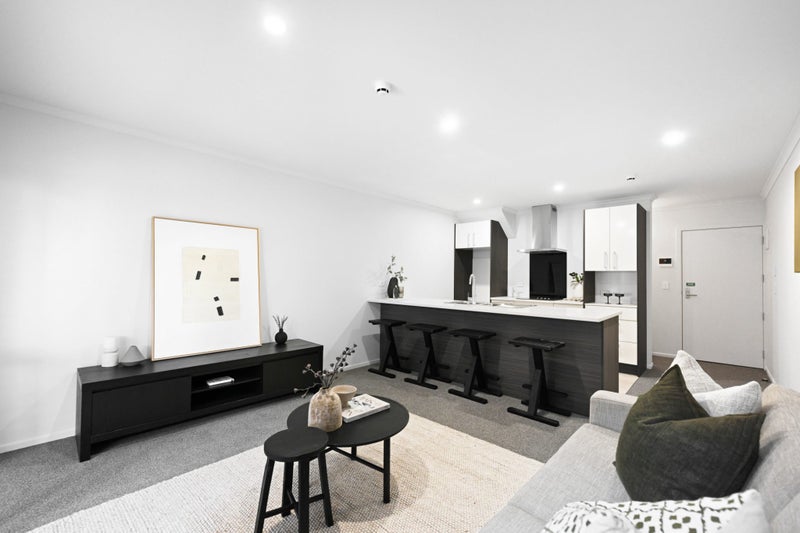 124/126 Commerce Street, Frankton, Hamilton - Carousel 1