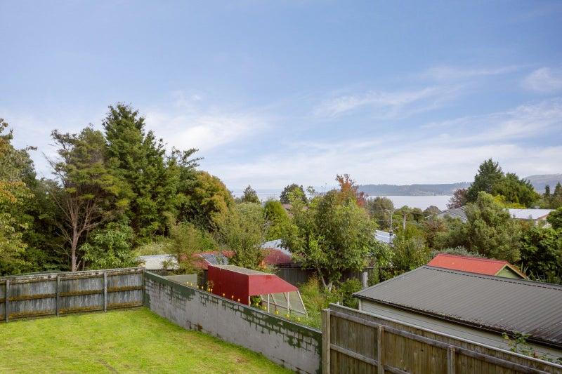 39 Chesham Avenue, Waipahihi, Taupo - Carousel 9