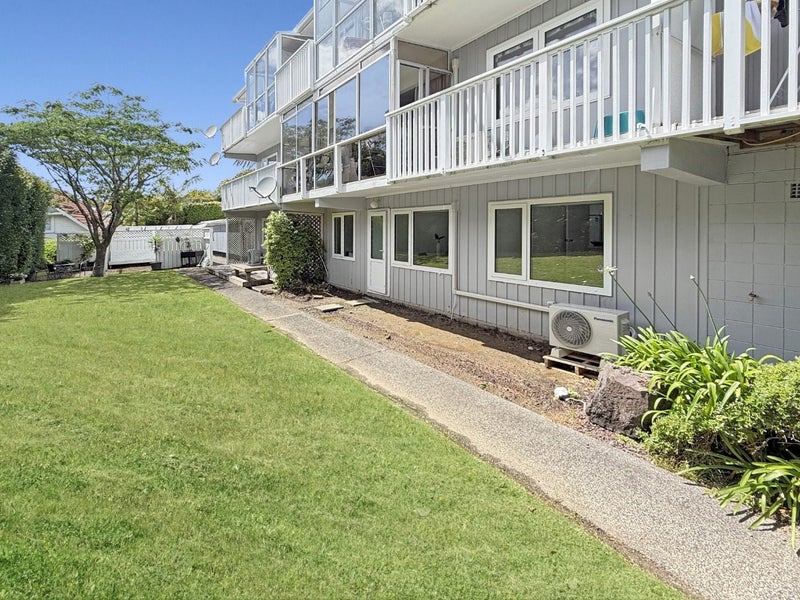 9/5 Orakei Road, Remuera, Auckland - Carousel 1