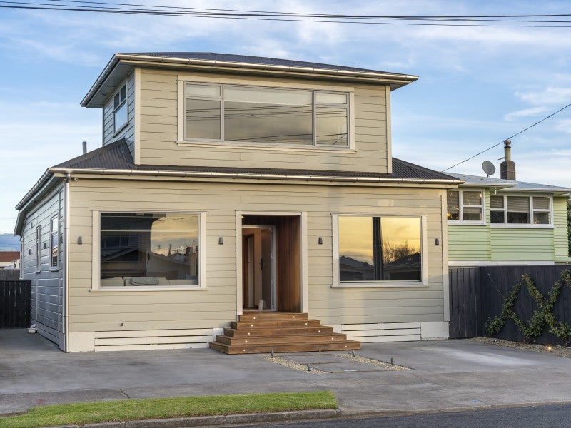 7 Massey Street, Westown, New Plymouth - Carousel 26