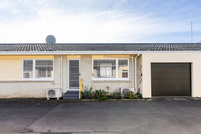 4/7 MCGRATH ST, TE AWA, NAPIER - Carousel 1