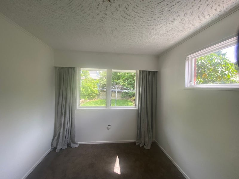 27 Tawa Street, Hilltop, Taupo - Carousel 14