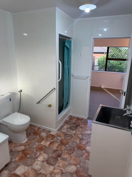 11/14 New Windsor Road, Avondale, Auckland - Carousel 11