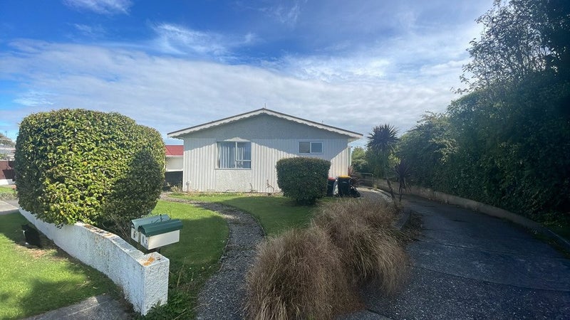 1/6 Rowan Street, Hargest, Invercargill - Carousel 2