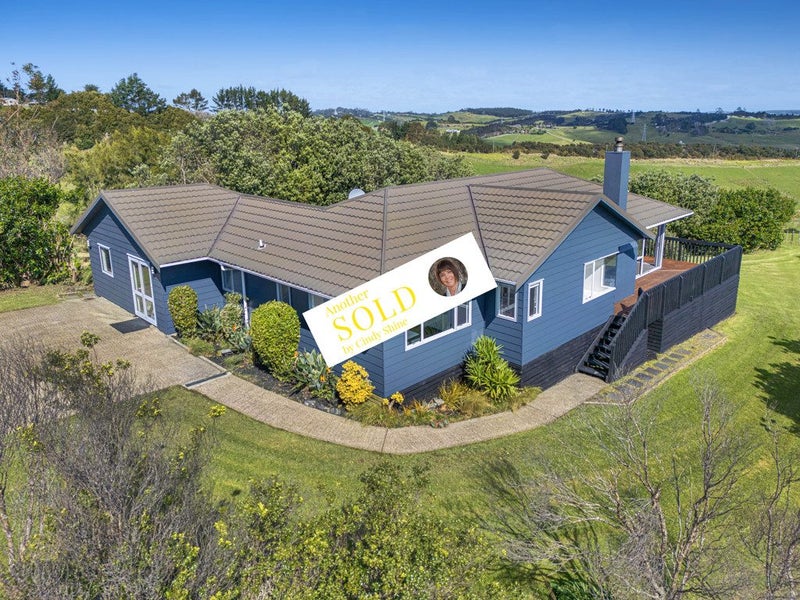 219 Oyster Point Road, Warkworth - Carousel 1