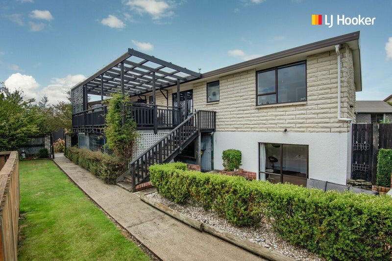 12 Hogan Place, Fairfield, Dunedin - Carousel 1