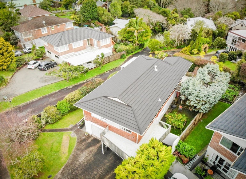 28 James Evans Drive, Northcote, Auckland - Carousel 1