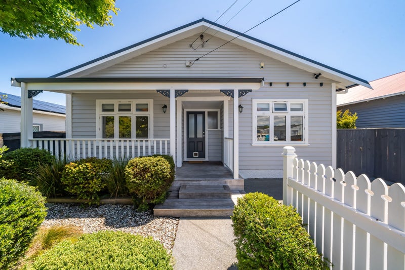 15 Plunket Avenue, Petone, Lower Hutt - Carousel 1