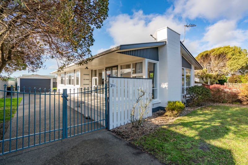 6 Royalist Avenue, North New Brighton, Christchurch - Carousel 1