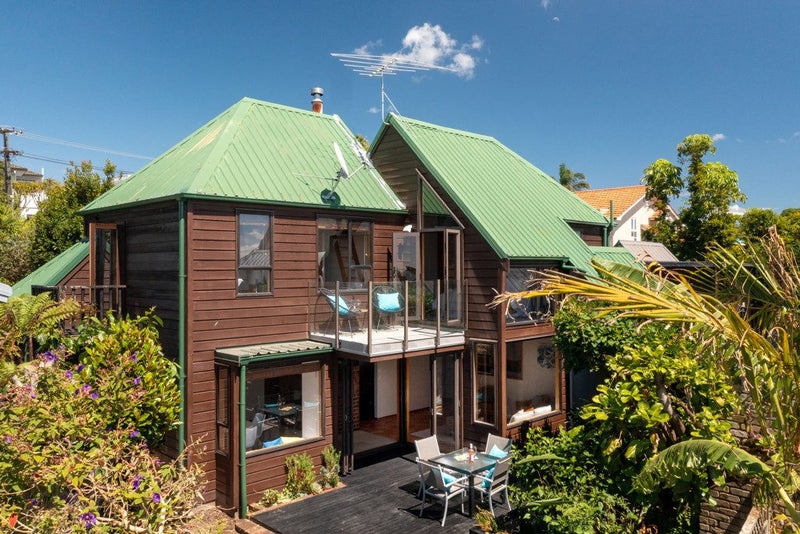 3 Mizpah Road, Waiake, Auckland - Carousel 41