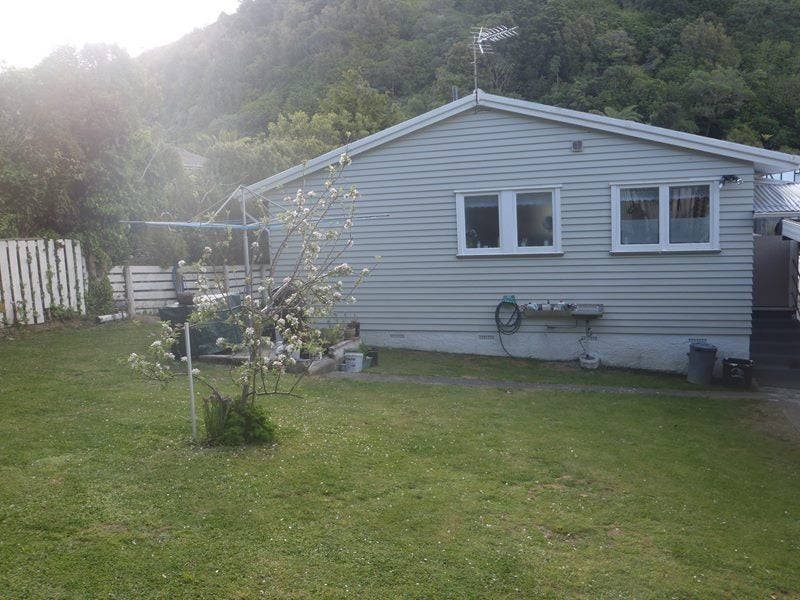 69 Rangituhi Crescent, Takapuwahia, Porirua - Carousel 13