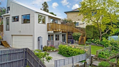 18B Rapallo Place, Farm Cove, Auckland - Carousel 1