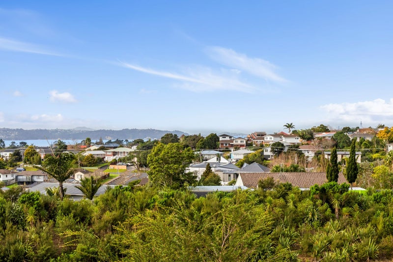 116B Royal Road, Massey, Auckland - Carousel 2