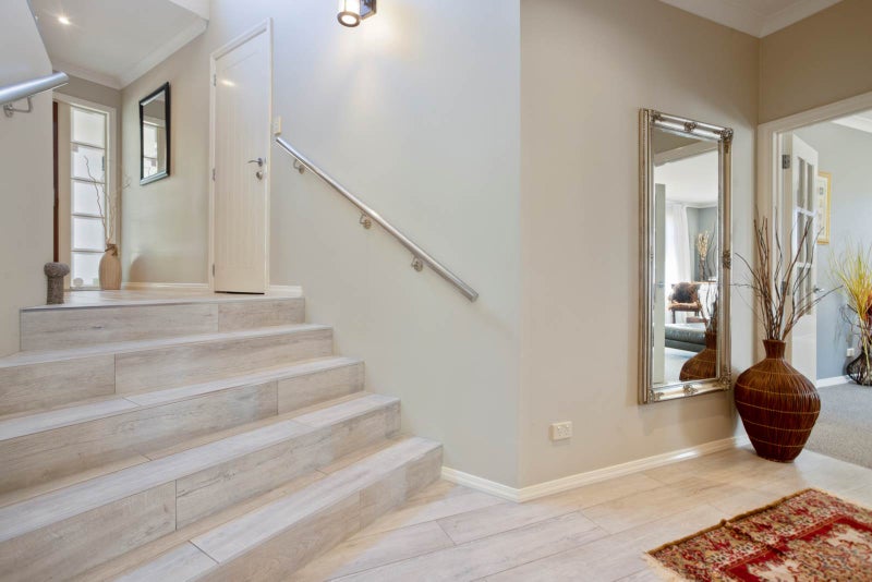 17 Lucia Glade, Meadowbank, Auckland - Carousel 2