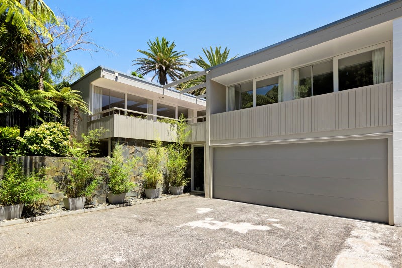 1/5 Hampton Drive, Kohimarama, Auckland - Carousel 1