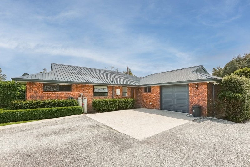 11 Victoria Road, Westport, Westport - Carousel 2
