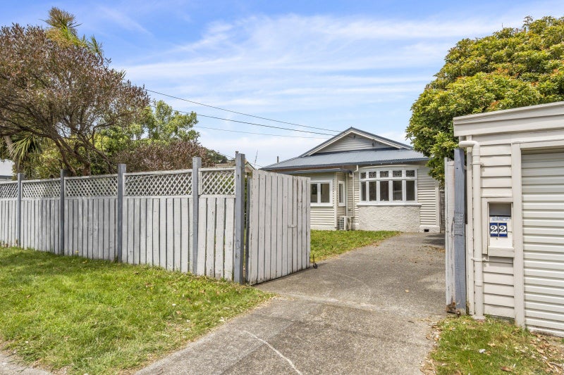 22 Chelsea Street, Miramar, Wellington - Carousel 2