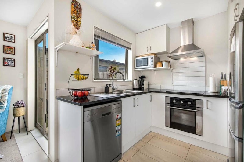 29 Totara Meadows Court, Wiri, Auckland - Carousel 2