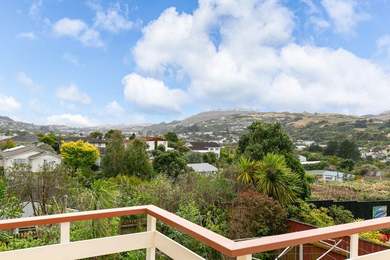 44 Sunrise Boulevard, Tawa, Wellington - Carousel 2