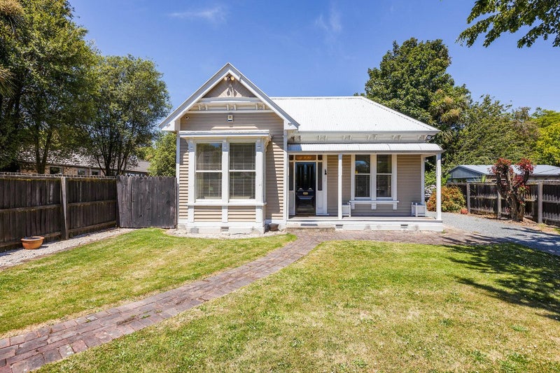 32 Walpole Street, Waltham, Christchurch - Carousel 1