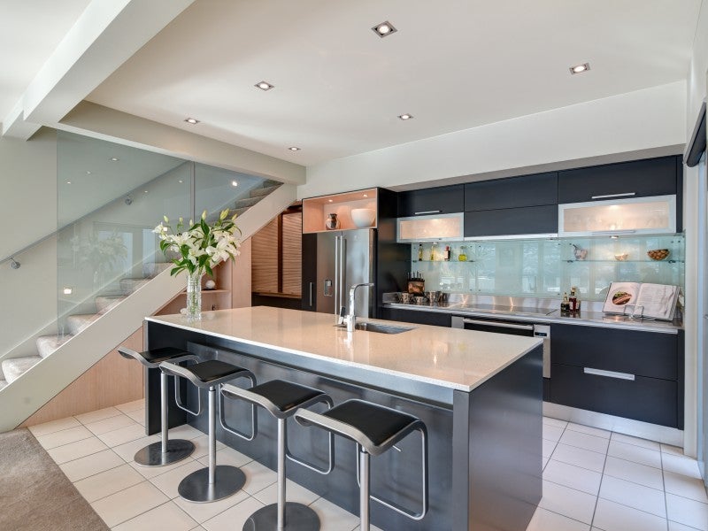 618 Peninsula Road, Kelvin Heights, Queenstown - Carousel 2