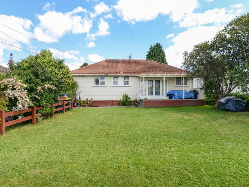 52 Puriri Crescent, Hillcrest, Rotorua - Carousel 2