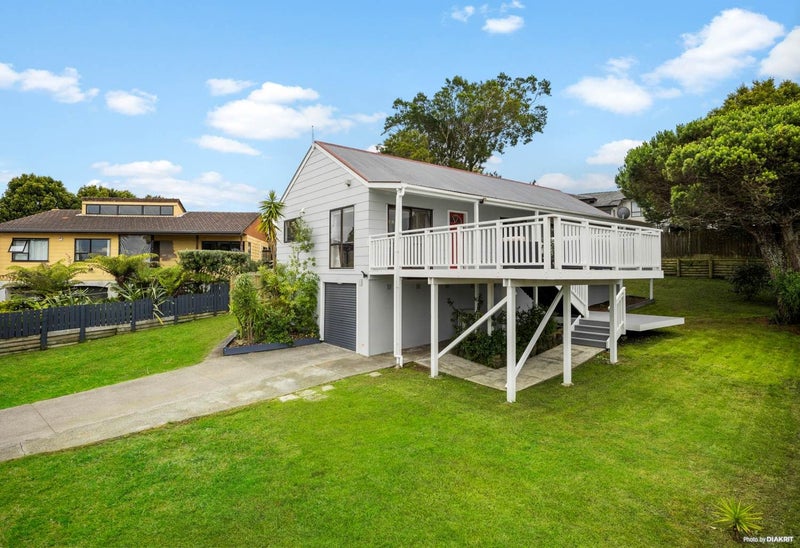 48 West Harbour Drive, West Harbour, Auckland - Carousel 1