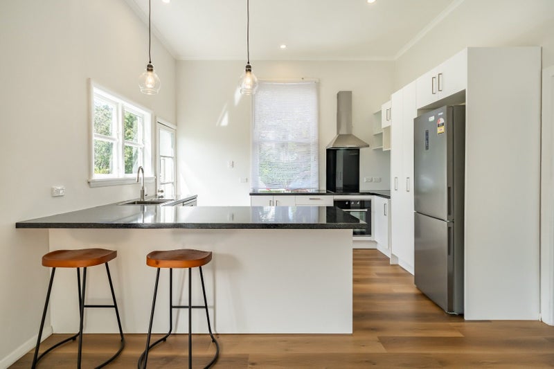 153 Tasman Street, Mount Cook, Wellington - Carousel 2