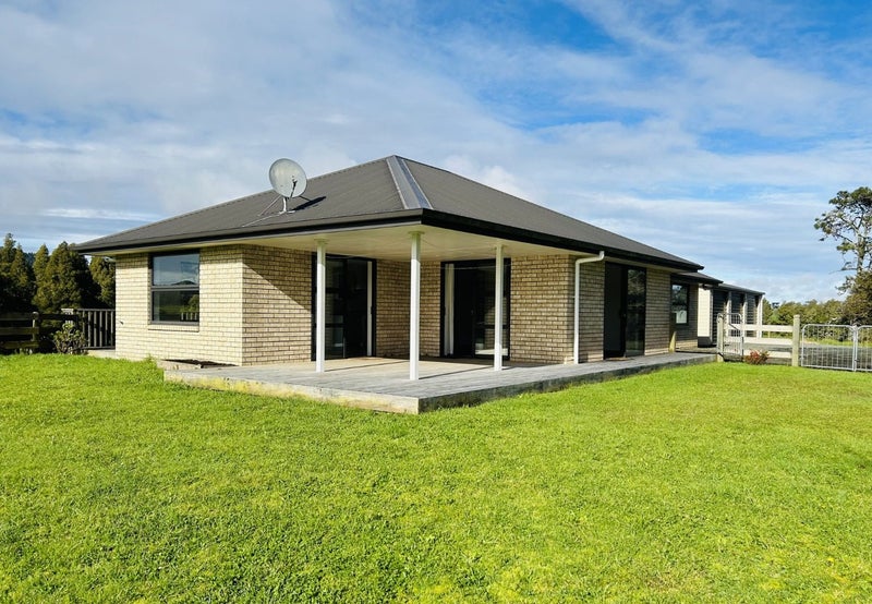 329 State Highway 1, Tauranga Taupo - Carousel 1