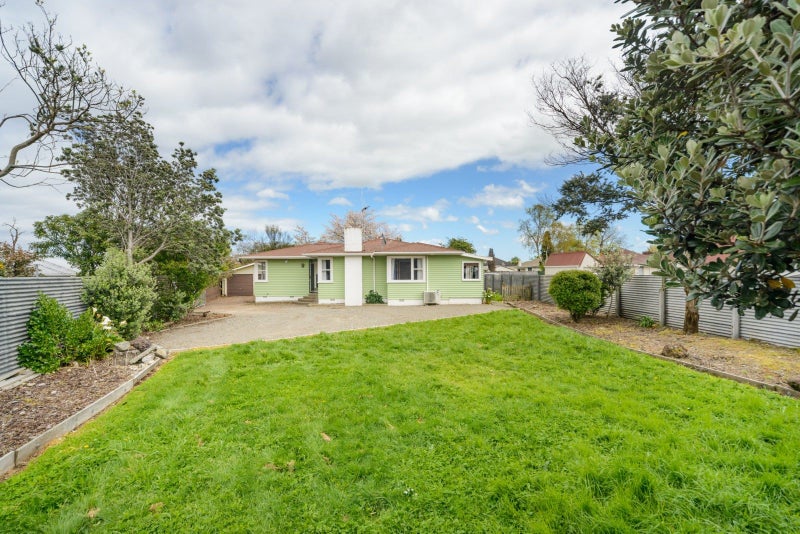 5 Snowdon Avenue, Terrace End, Palmerston North - Carousel 1