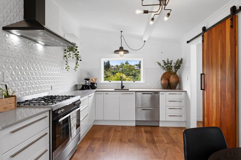 61 Frankley Road, Westown, New Plymouth - Carousel 2