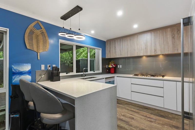 34B McInnes Road, Weymouth, Auckland - Carousel 2