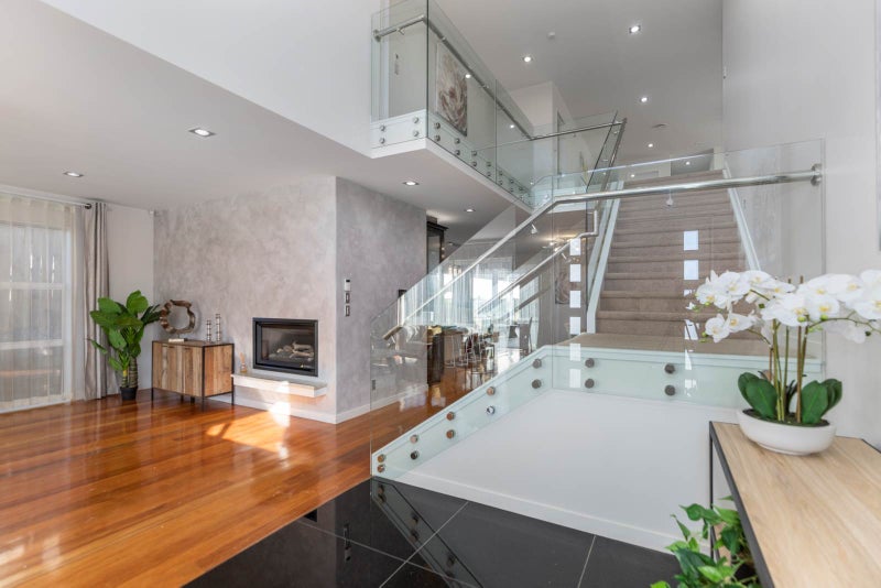 27 Kinmont Rise, East Tamaki Heights, Auckland - Carousel 2