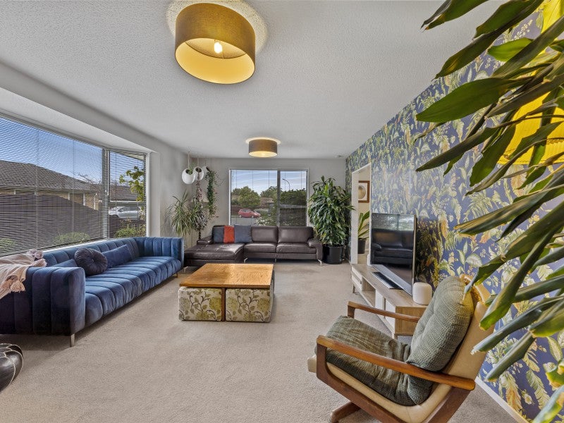 14 Tivoli Place, Bishopdale, Christchurch - Carousel 2