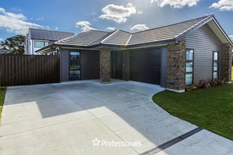 18 Castletown Street, Wallaceville, Upper Hutt - Carousel 2