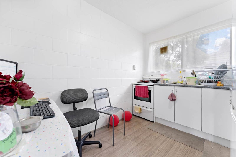 2/32 Arabi Street, Sandringham, Auckland - Carousel 2