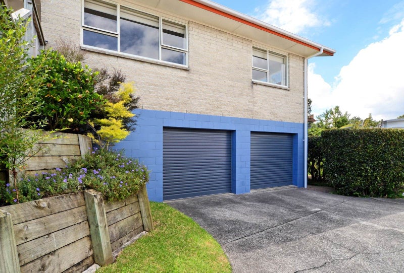 6 Gwenand Place, Botany Downs, Auckland - Carousel 18