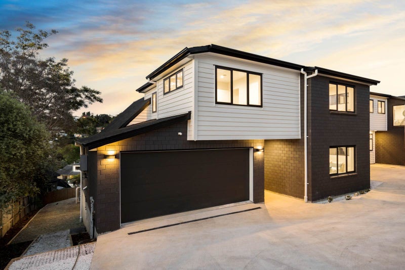 17A Strathnaver Crescent, Lynfield, Auckland - Carousel 1