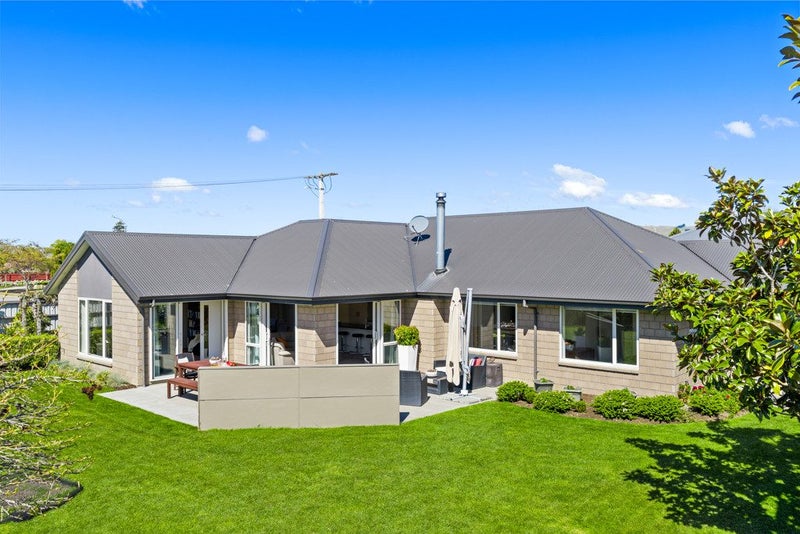 11 Rose Street, Springlands, Blenheim - Carousel 1