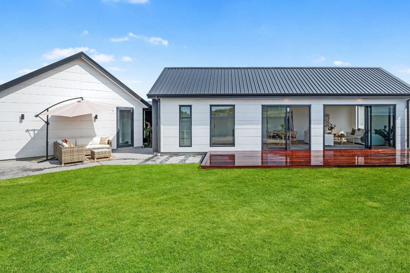 1 Karos Lane, Northwood, Christchurch - Carousel 20